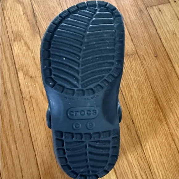CROCS Classic Black Clogs toddler size 9 - Picture 3 of 3